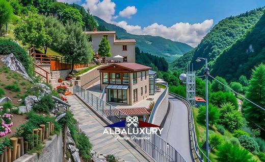 Villa à Fabbriche di Vallico, Lucques