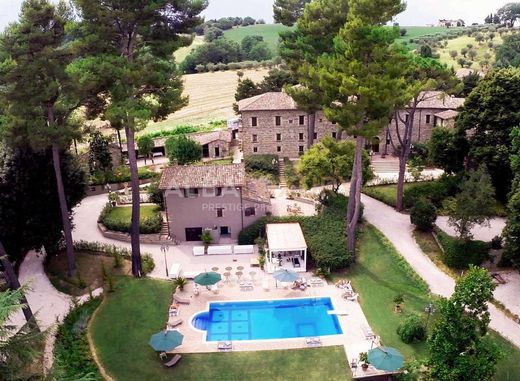 Villa San Severino Marche, Macerata ilçesinde