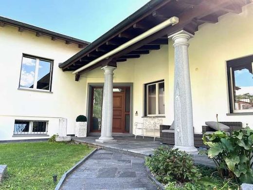 Luxury home in Biasca, Riviera District