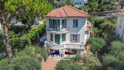 Willa w Bordighera, Provincia di Imperia