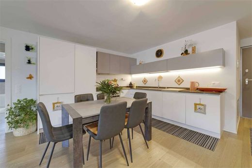 Apartment / Etagenwohnung in Vacallo, Mendrisio