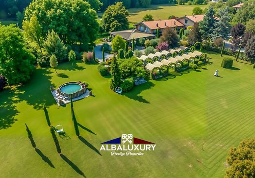 Villa a Ternate, Varese