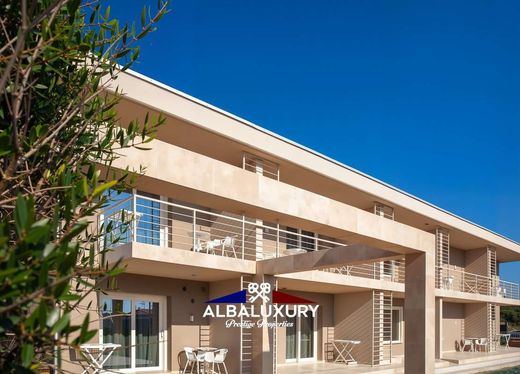 Villa - Marina di Castagneto Carducci, Provincia di Livorno