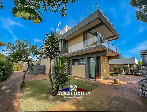 Villa in Terracina, Provincia di Latina