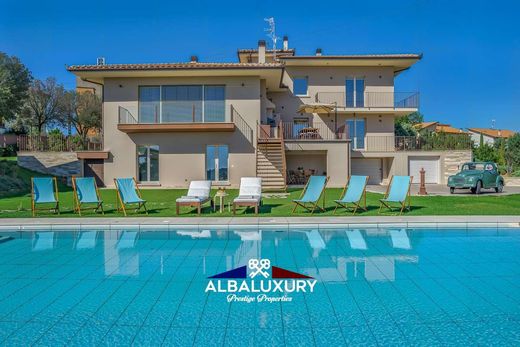 Villa - Foiano della Chiana, Province of Arezzo