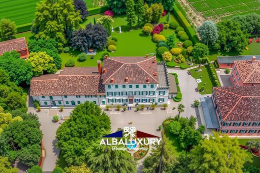 Βίλα σε Madonna di Campagna di Cordovado, Pordenone