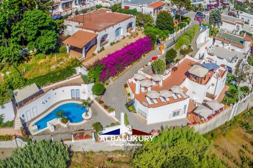 Casamicciola Terme, Napoliのヴィラ