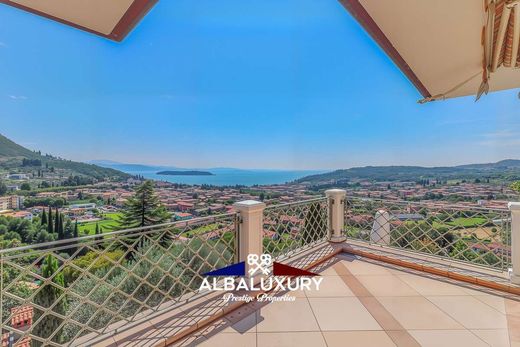 Вилла, Roè Volciano, Provincia di Brescia