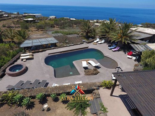 Villa in Pantelleria, Trapani