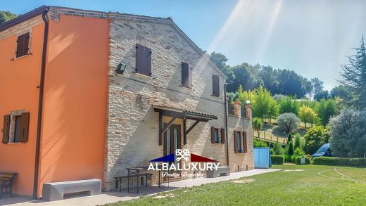 Villa en Sant'Elpidio a Mare, Province of Fermo