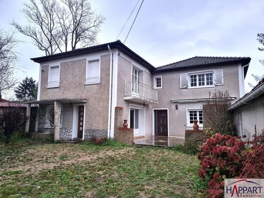 Casa de lujo en Le Mée-sur-Seine, Sena y Marne