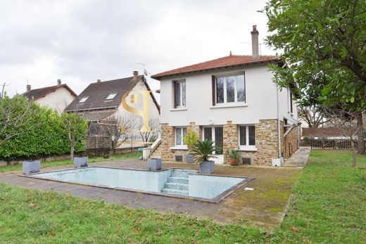 Luxe woning in Draveil, Essonne