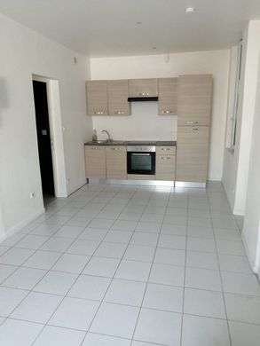 ‏בניין ב  Noisy-le-Sec, Seine-Saint-Denis