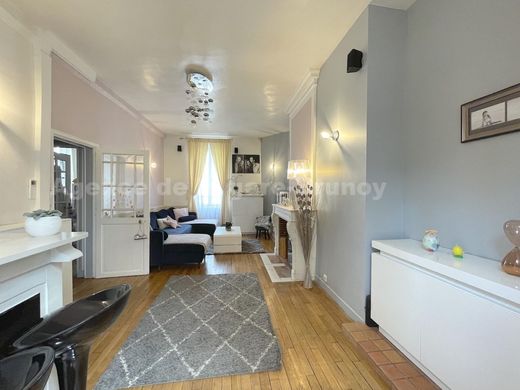 Apartment in Brunoy, Essonne