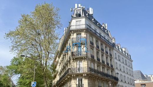 Apartament w Canal Saint Martin, Château d’Eau, Porte Saint-Denis, Paris