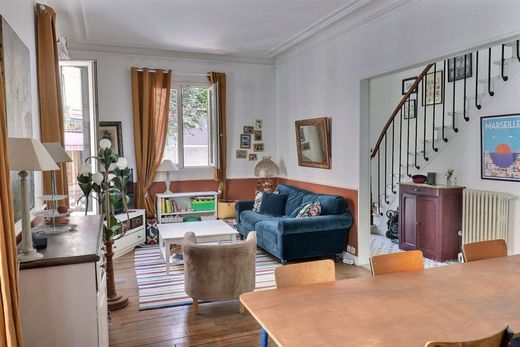 Luxury home in Courbevoie, Hauts-de-Seine