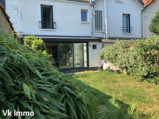 Casa de lujo en Maisons-Alfort, Valle de Marne