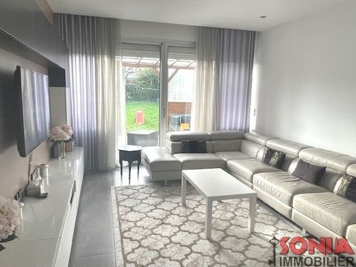 Luxury home in Fontenay-sous-Bois, Val-de-Marne