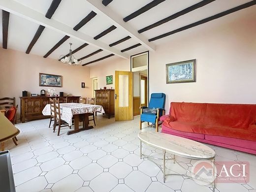 Luxury home in Deuil-la-Barre, Val d'Oise