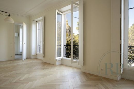 Piso / Apartamento en Tour Eiffel, Invalides – Ecole Militaire, Saint-Thomas d’Aquin, Paris