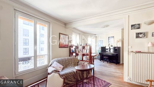 Apartment / Etagenwohnung in Salpêtrière, Butte-aux-Cailles, Croulebarbe, Paris