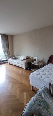 Apartment in Boulogne-Billancourt, Hauts-de-Seine