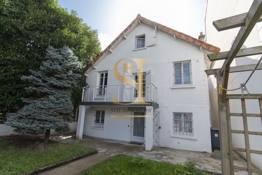 Luksusowy dom w Antony, Hauts-de-Seine