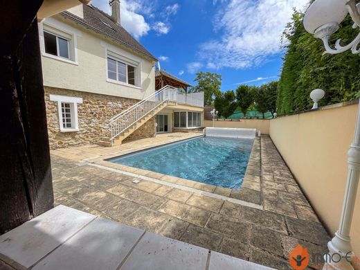 Πολυτελή κατοικία σε Meaux, Seine-et-Marne