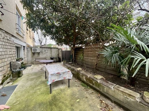 Bagnolet, Seine-Saint-Denisの高級住宅