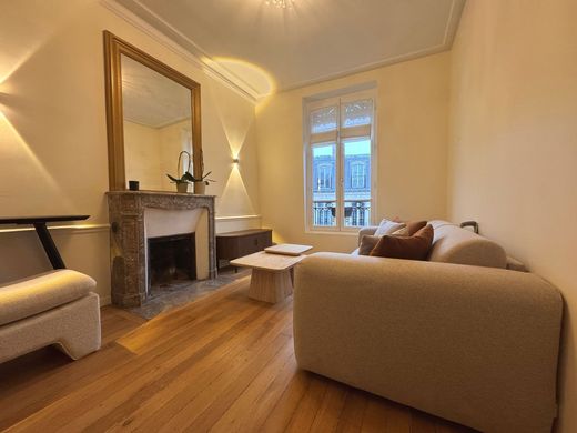 Apartament w Tour Eiffel, Invalides – Ecole Militaire, Saint-Thomas d’Aquin, Paris