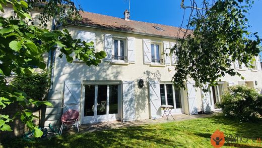Luxus-Haus in Saint-Soupplets, Seine-et-Marne