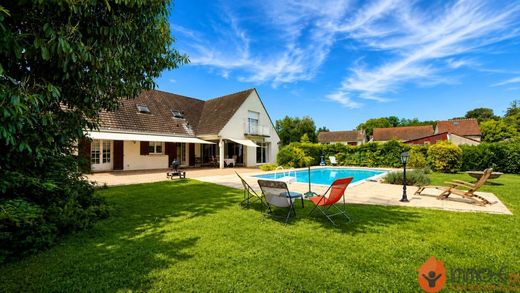 Luxury home in La Houssaye-en-Brie, Seine-et-Marne