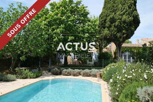 Luxury home in Pélissanne, Bouches-du-Rhône