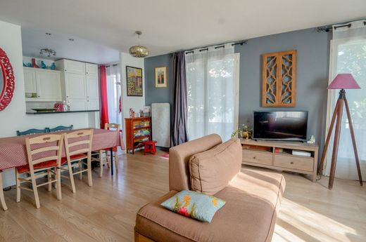 Luxury home in Antony, Hauts-de-Seine