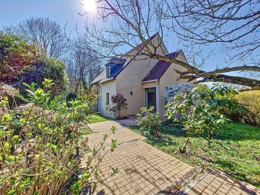 Luxus-Haus in Magny-en-Vexin, Val d'Oise