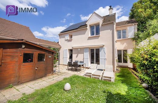 Luxury home in Thiais, Val-de-Marne
