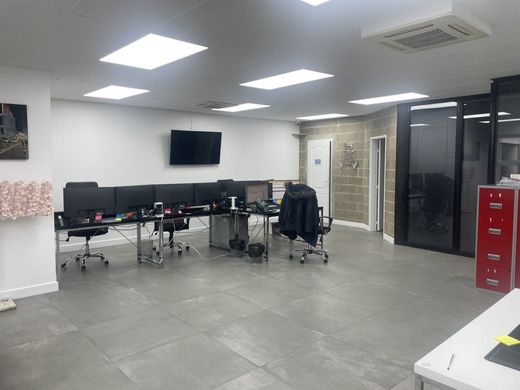 مكتب ﻓﻲ Montreuil, Seine-Saint-Denis