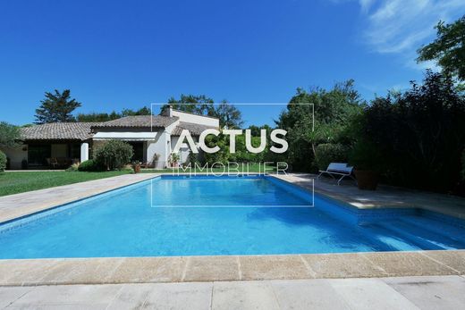 Maison de luxe à Saint-Martin-de-Crau, Bouches-du-Rhône