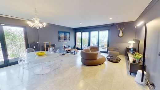 Bagnolet, Seine-Saint-Denisのアパートメント