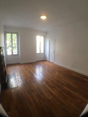 Apartment / Etagenwohnung in Vincennes, Val-de-Marne