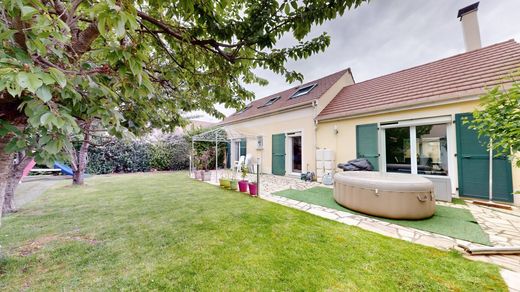Luxe woning in Tigery, Essonne