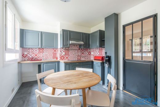 Apartment in Nogent-sur-Marne, Val-de-Marne