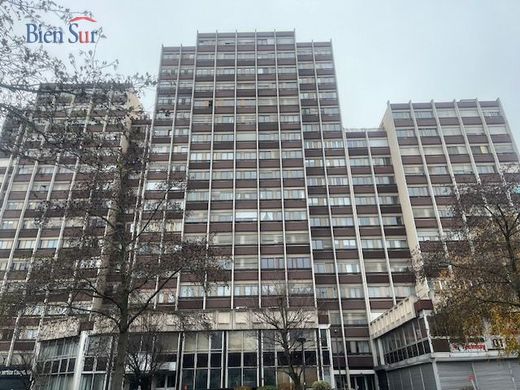 Apartment in Ivry-sur-Seine, Val-de-Marne