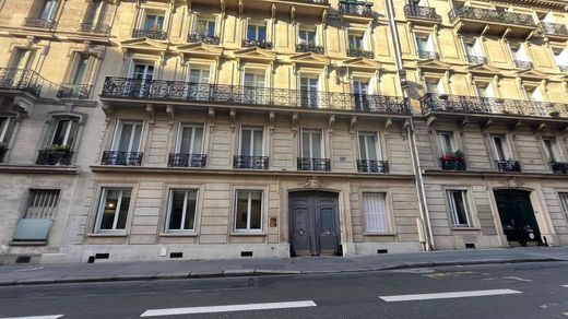 مكتب ﻓﻲ Champs-Elysées, Madeleine, Triangle d’or, Paris