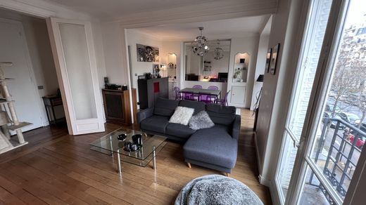 Apartment in Nation-Picpus, Gare de Lyon, Bercy, Paris
