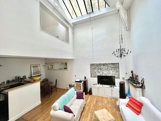 Apartament w Montmartre, Abbesses, Grandes-Carrières, Paris