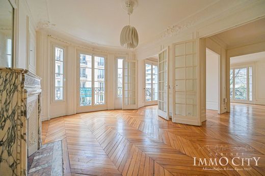 Διαμέρισμα σε Tour Eiffel, Invalides – Ecole Militaire, Saint-Thomas d’Aquin, Paris