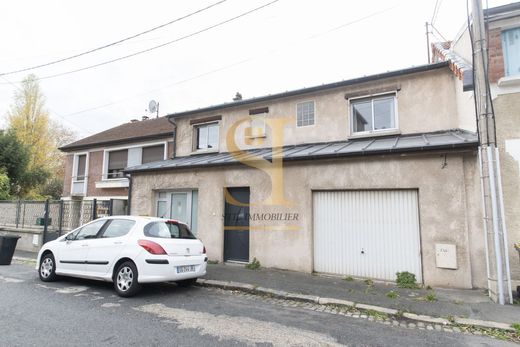 Luxus-Haus in Villejuif, Val-de-Marne