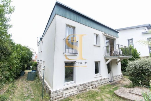 Luxury home in Juvisy-sur-Orge, Essonne