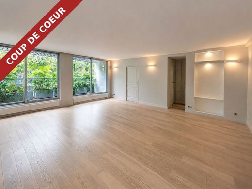 Apartment in Montparnasse, Alésia, Montsouris, Paris